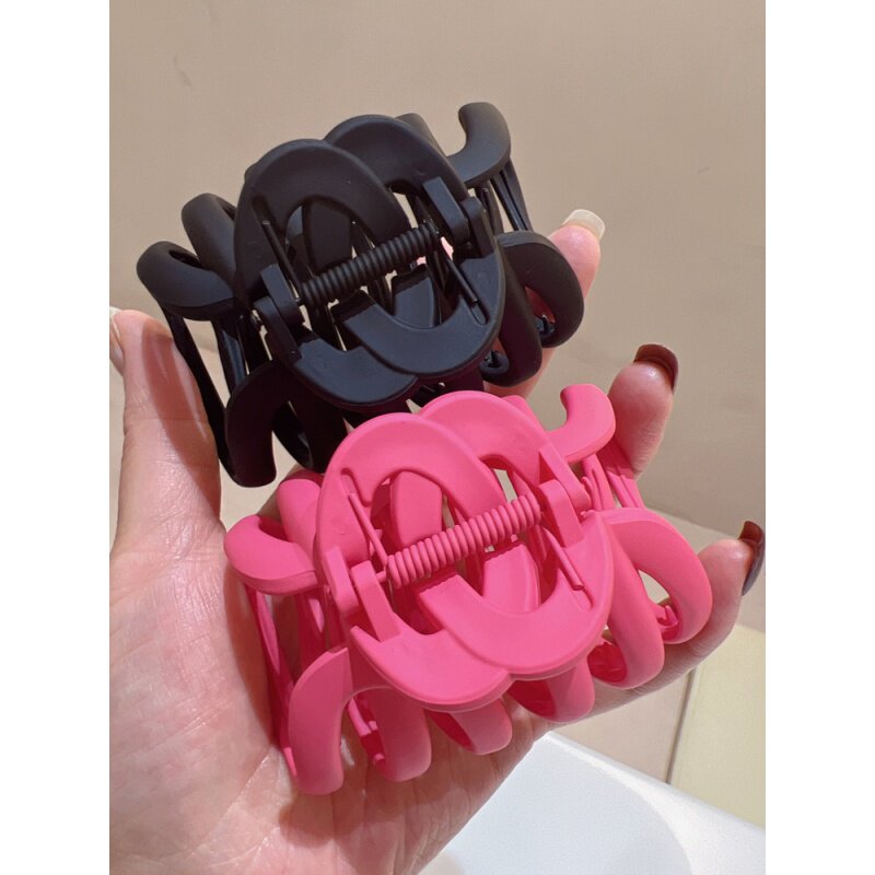 新品个性花苞型黑色玫红色磨砂质感大号抓L夹时尚潮流韩版盘发发图片