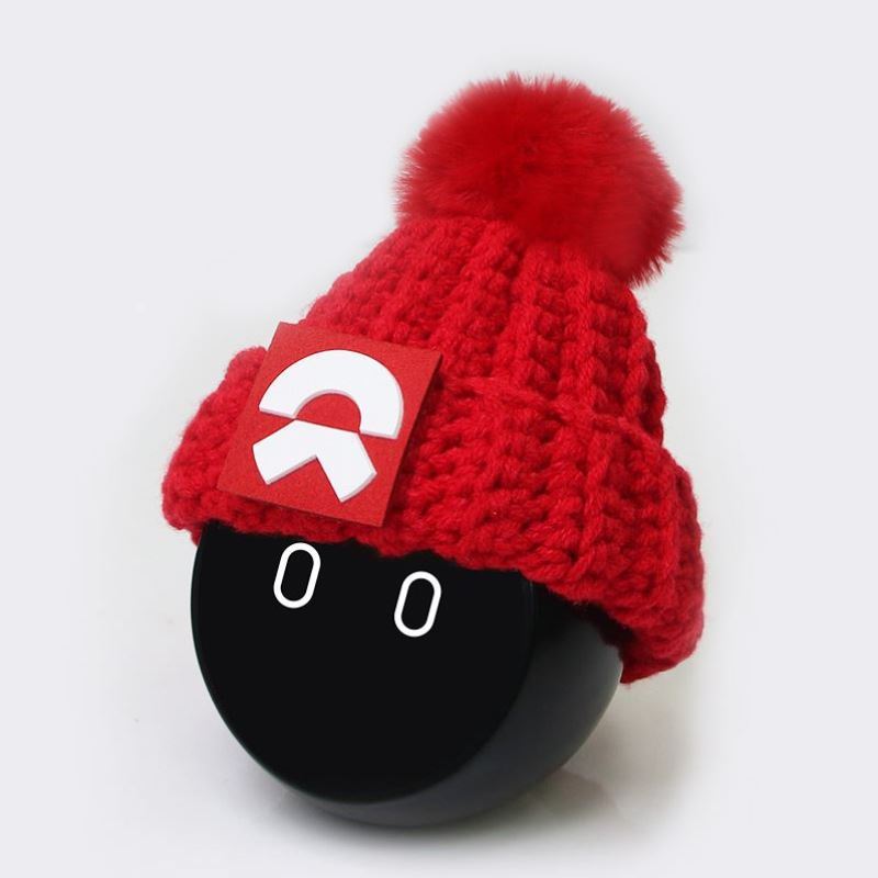 帽子秋冬季机器人汽车et5et7es6es8ec6ec7摆件蔚来头饰nomi毛球帽