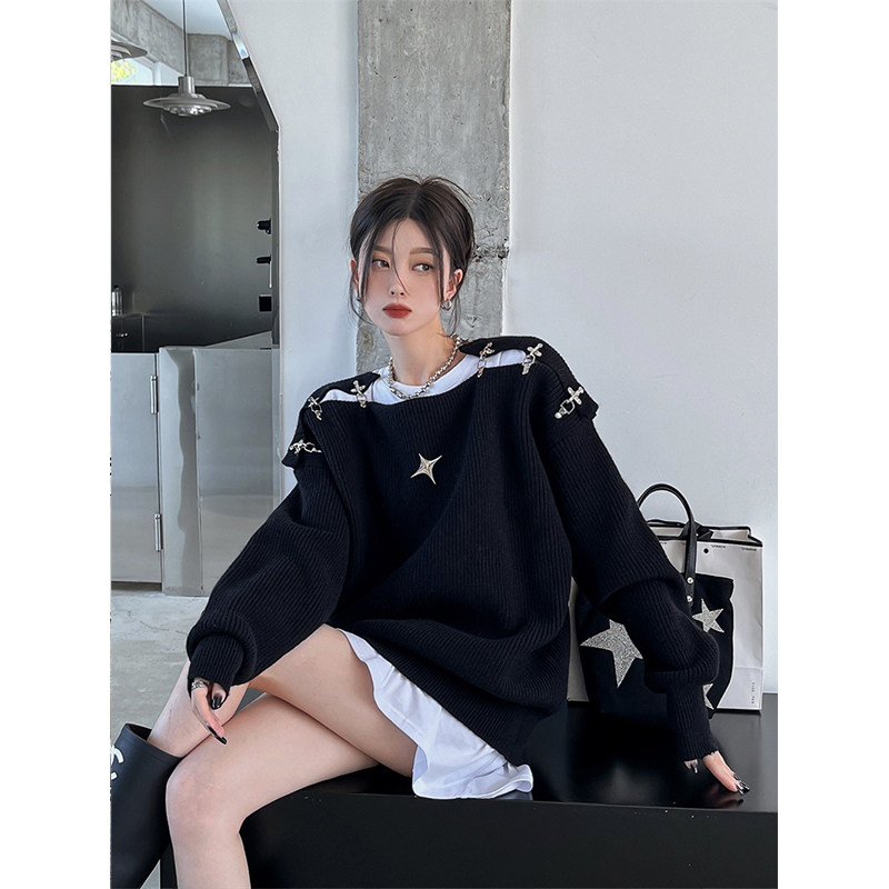 FASHIONABLE DESIGN: AIRPLANE BUCKLE OFF-THE-SHOULDER LONG-SLEEVED KNITTED SWEATER WOMENS AUTUMN AND WINTER LOOSE AND THIN TEMPERAMENT AGE-REDUCING TOPS TIDE