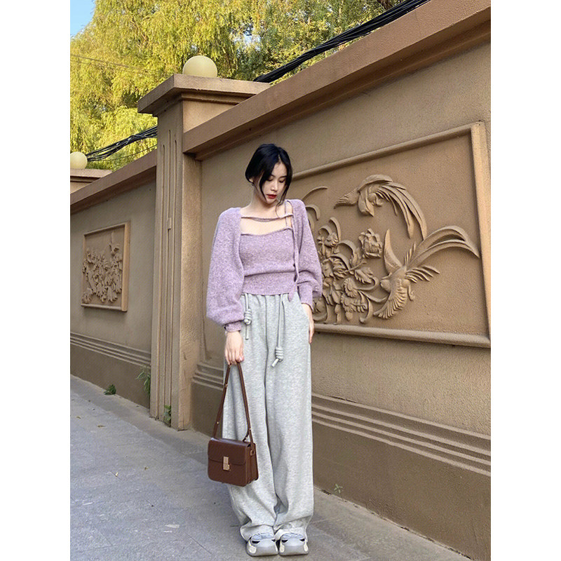 KOREAN VERSION OF FASHIONABLE CASUAL SOFT AND GLUTINOUS SHORT LONG-SLEEVED BLOUSE WOMENS AUTUMN SLIM THIN FOREIGN VERSATILE SUSPENDER TWO-PIECE SET