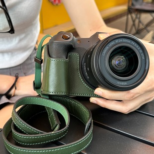 RP皮套R5 R10 R50相机包肩带配件 R52 佳能R62真皮保护套R8