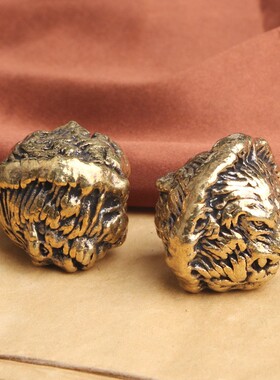 2026黄铜做旧狮头核桃手把件老年人健身球文玩收藏茶宠摆件工艺品