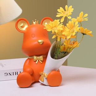 2026捧花暴力熊摆件桌面客厅酒柜轻奢高档居家装饰树脂工艺礼品摆