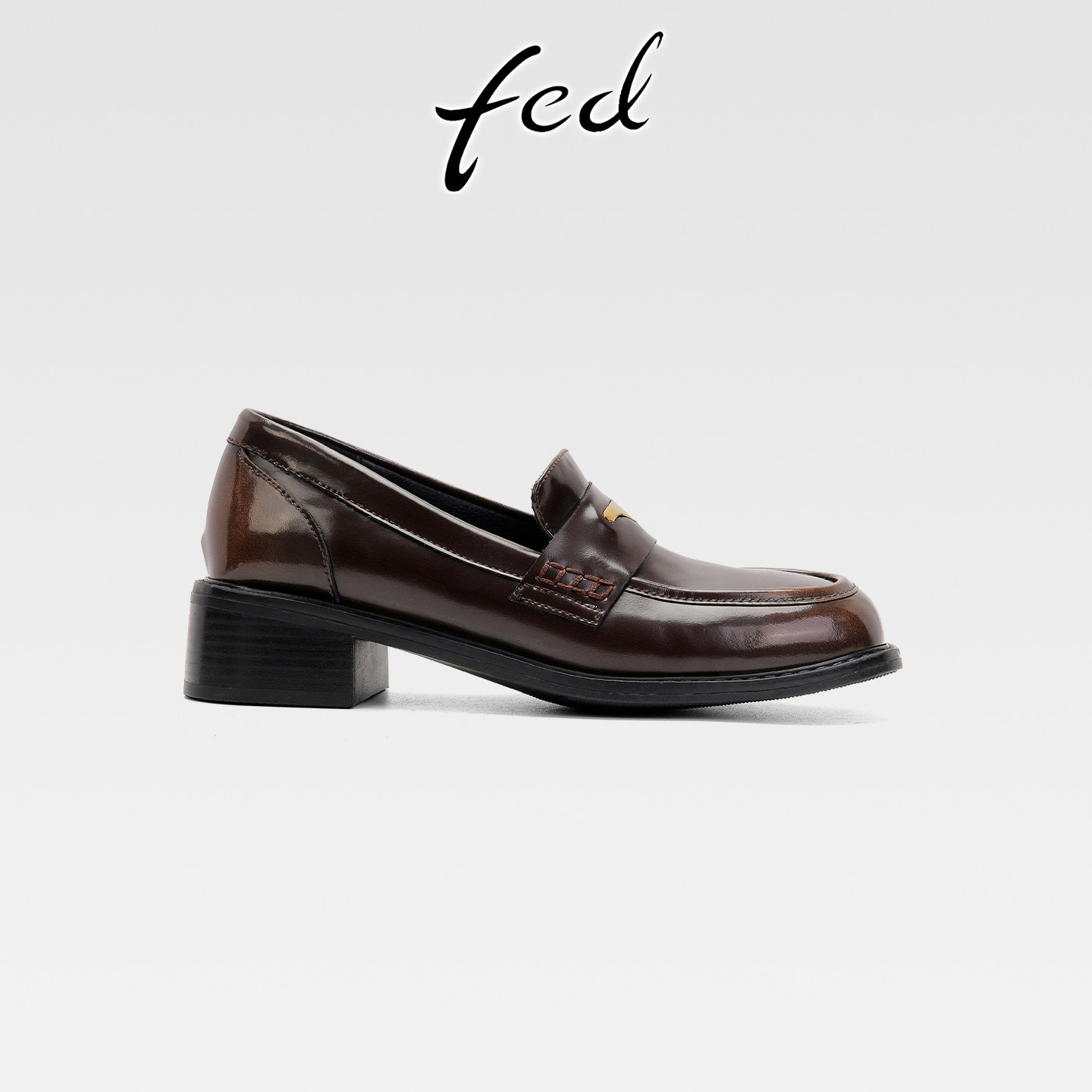 fed英伦风真皮粗跟乐福鞋女复古金属扣小皮鞋一脚蹬圆头深口单鞋