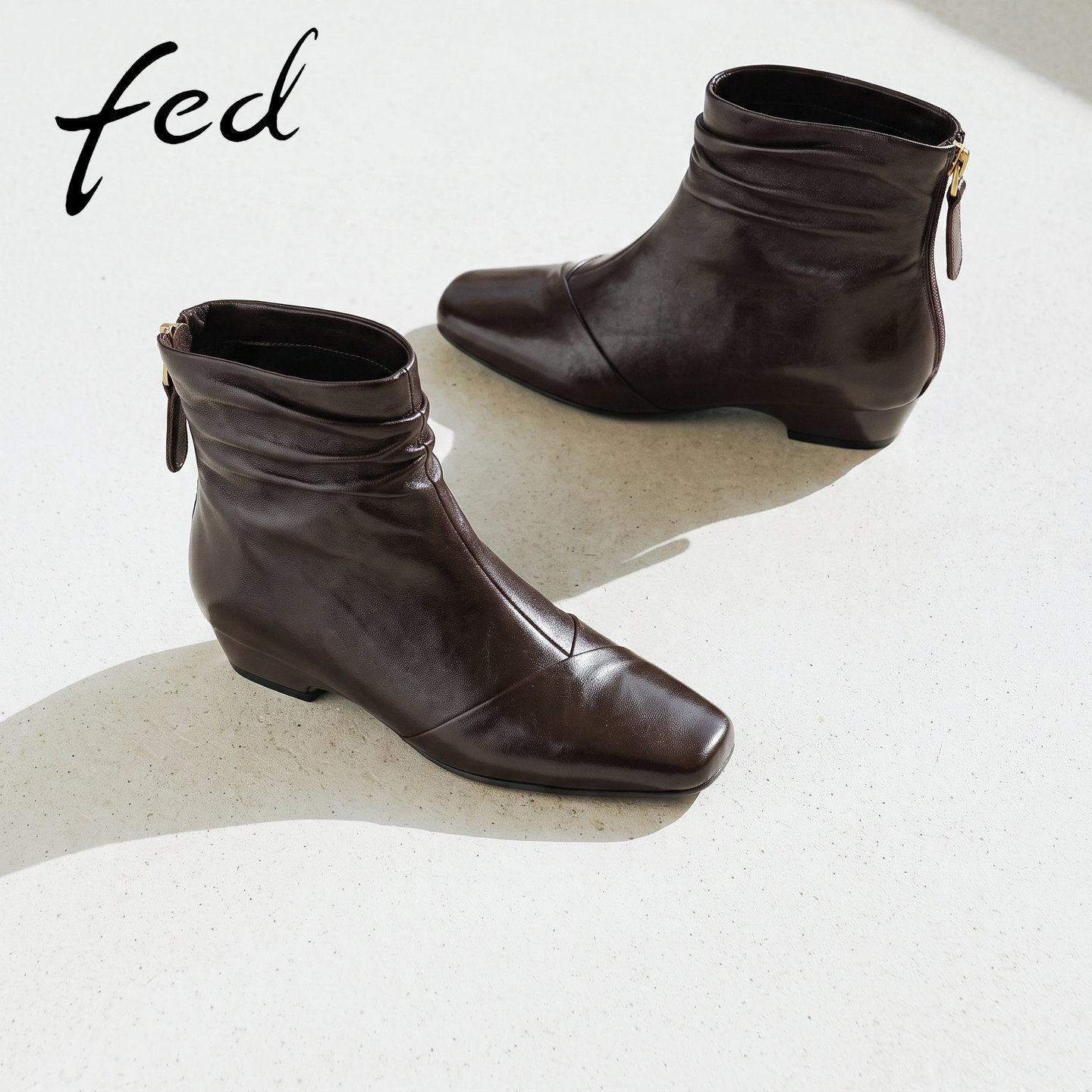 fed粗跟真皮短靴女秋季新款