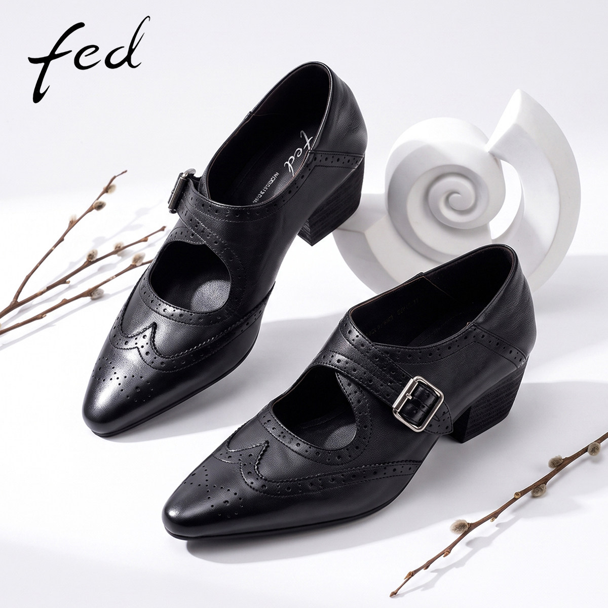 fed粗跟布洛克鞋女秋季新款女鞋