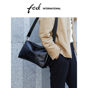 fed植鞣皮头层牛皮男包斜挎包爆款 单肩包休闲大容量几何包BFA2030