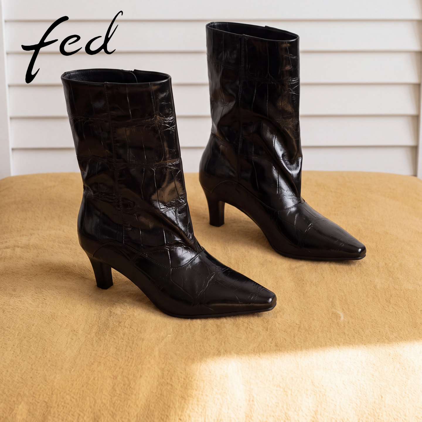 fed黑色鳄鱼纹中筒靴女尖头细跟