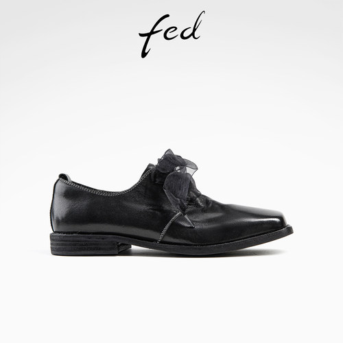 中跟深口单鞋真皮复古英伦小皮鞋