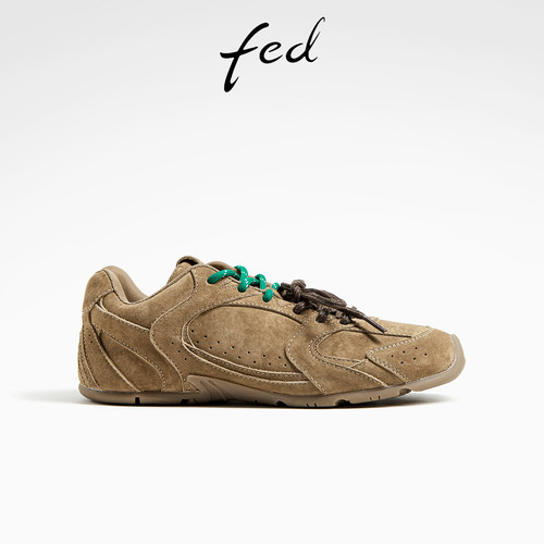 运动休闲鞋女户外机能板鞋德训鞋