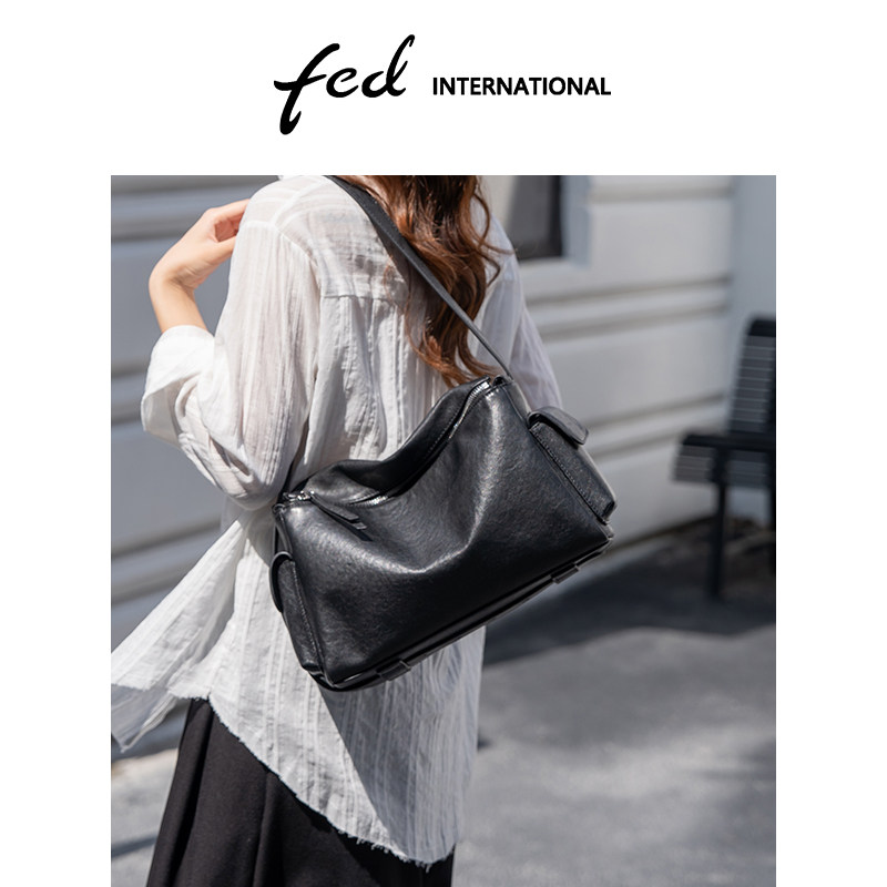 fed仿植鞣皮头层牛皮真皮斜垮单肩波士顿包雅丹风枕头包BFA9490,箱包皮具/热销女包/男包,通用款女包,淘宝优惠券,粉丝福利购,淘宝优惠卷