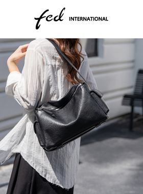 fed仿植鞣皮头层牛皮真皮斜垮单肩波士顿包雅丹风枕头包BFA9490