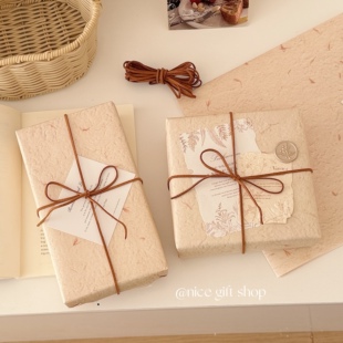 复古米黄色花瓣包装纸高级感节日加厚礼品纸手工制作礼品纸送男友