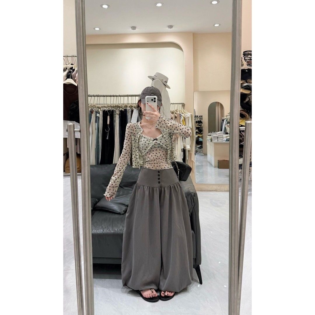 早秋灰色波点开衫吊带裤休闲女