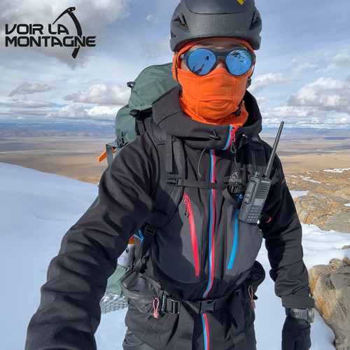 户外防水多功能技术软壳冲锋衣