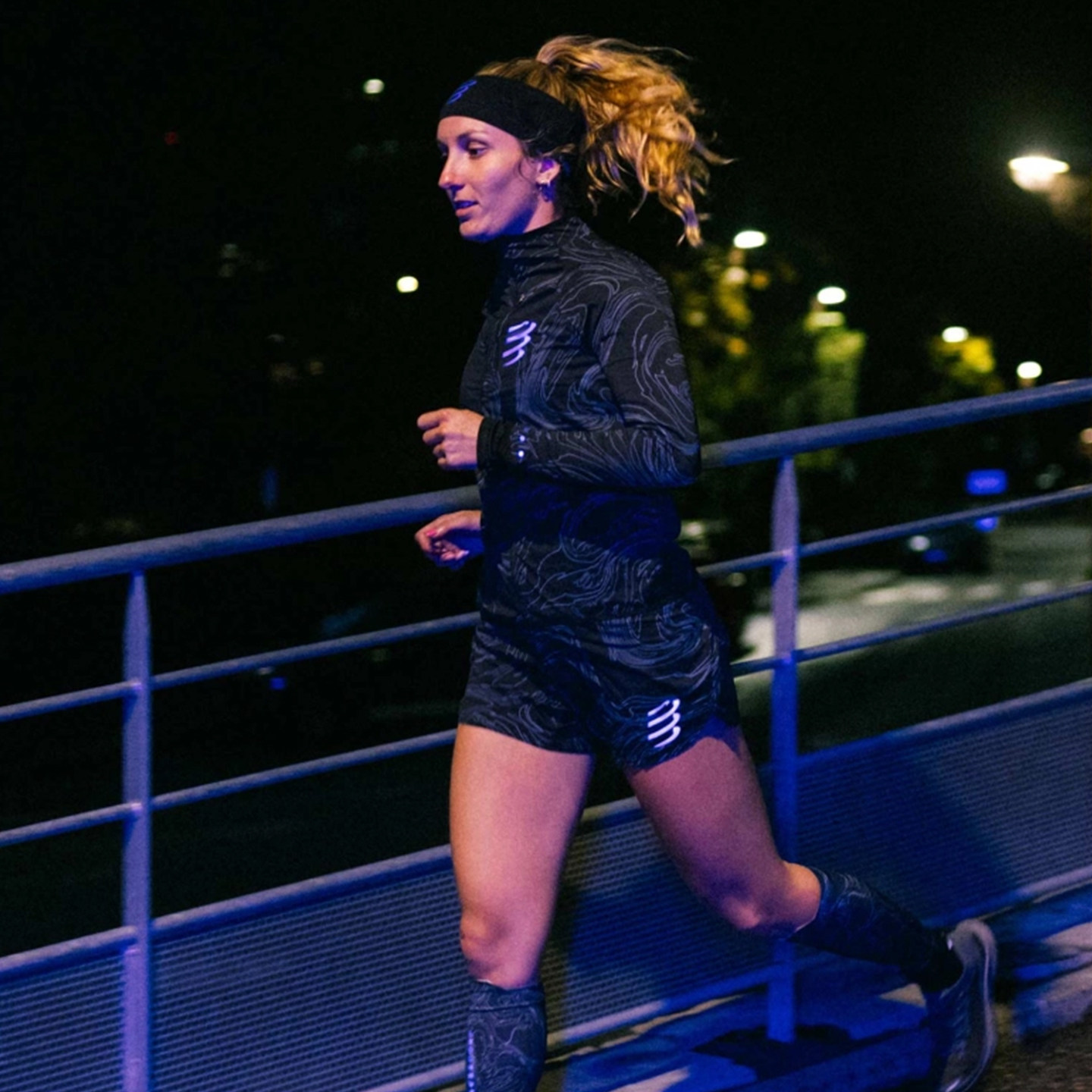 运动防风极光夹克V4女