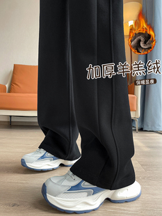 加绒运动裤女款2025新款春秋冬季加厚羊羔绒裤子大码黑色阔腿裤