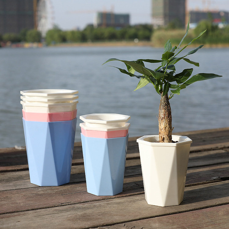 厂家直销菱形自动吸水懒人花盆新款欧式简约发财树绿植塑料盆