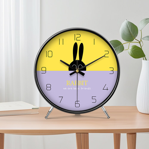 创意台式座钟高级小兔子简约可爱钟表现代时尚卡通摆件温馨风时钟