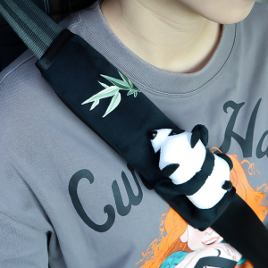 汽车熊猫护肩套安全带保护套儿童防勒脖柔软创意卡通可爱车内装饰