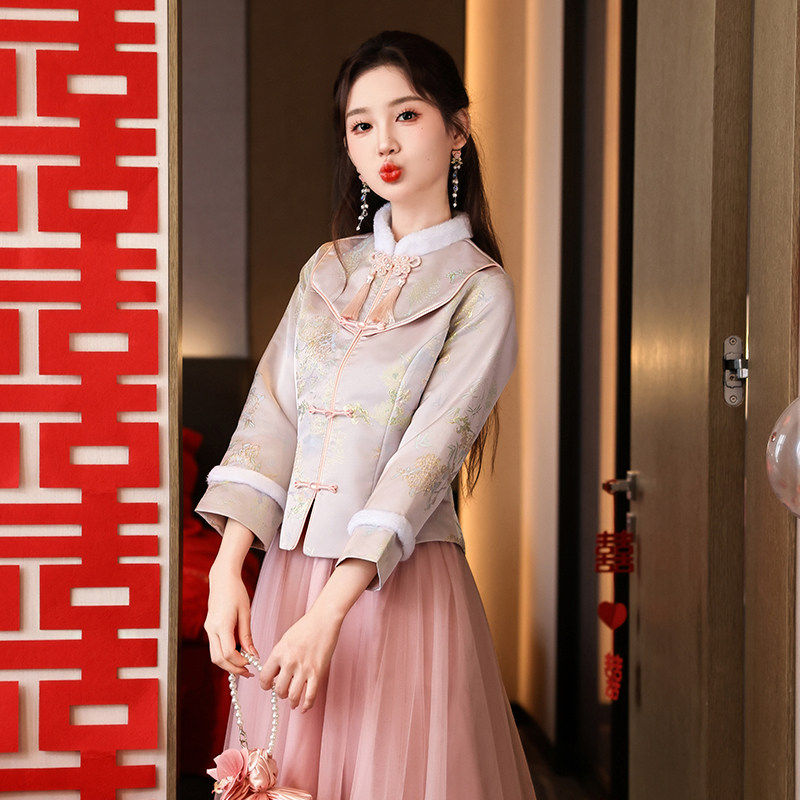 中式伴娘服冬装2026新款姐妹团结婚礼服女小个子旗袍气质伴娘裙