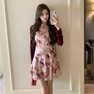 两件套女 魏妮妮港风红色碎花晕染吊带连衣裙显白春秋收腰裙子开衫
