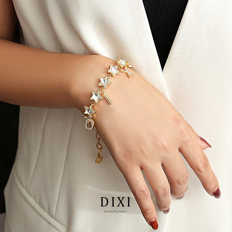 直-5003高端奢华星星水晶手链镶钻字母五角星多元素手链时尚气质,饰品/流行首饰/时尚饰品新,手链,淘宝优惠券,粉丝福利购,淘宝优惠卷