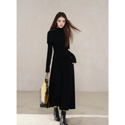 秋冬季赫本风黑色连衣裙女收腰显瘦法式气质针织不规则设计感裙子