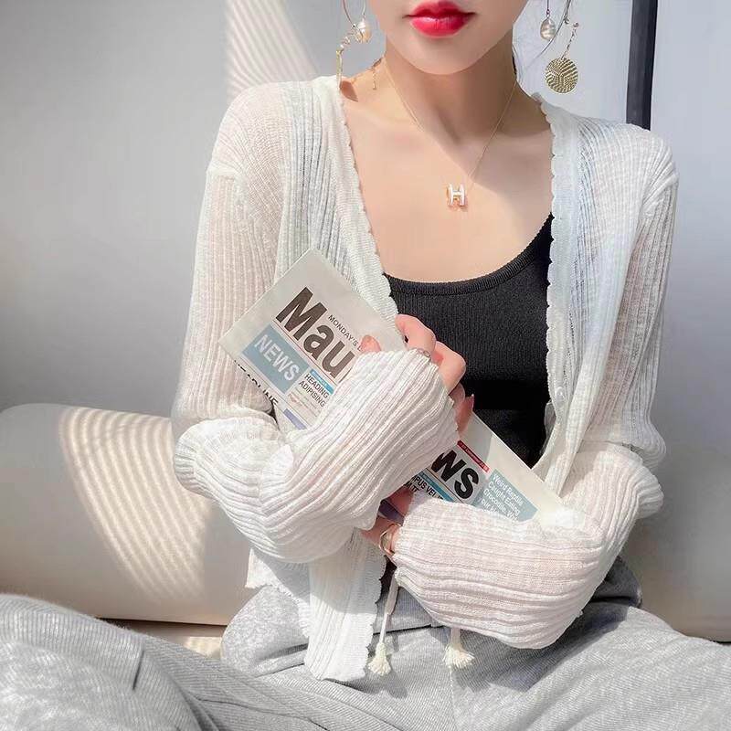 杏色冰丝针织防晒开衫外搭2026夏季宽松空调罩衫小披肩短款上衣女