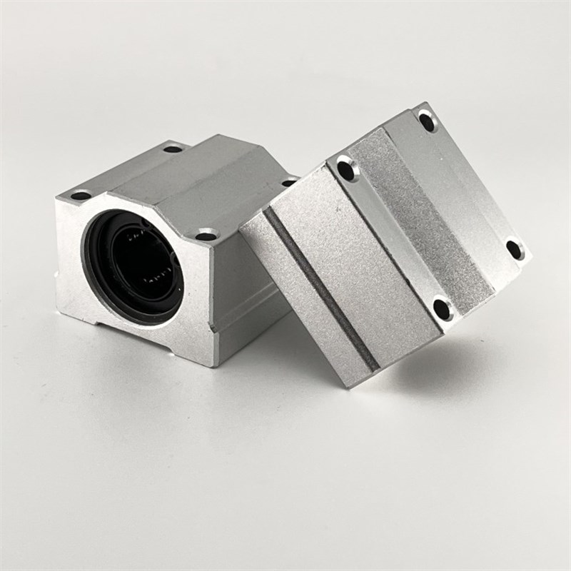 直线轴承/箱式滑块/SC8/10/12/SC16/SC20/SC25/SC30/40/50UU轴套