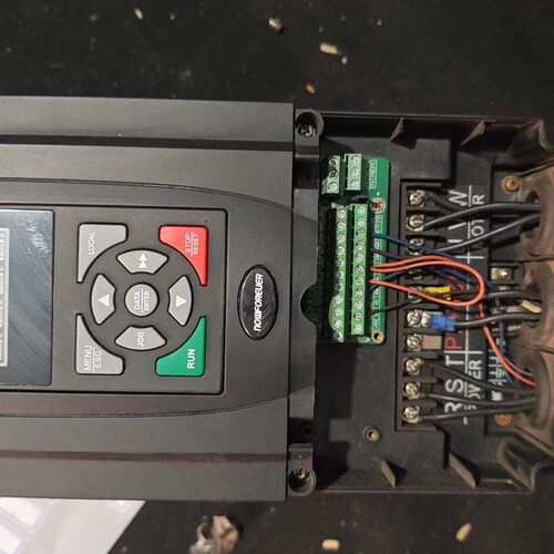 议价南方安华变频器B3000-4T0075G/0110P，7.5可维修