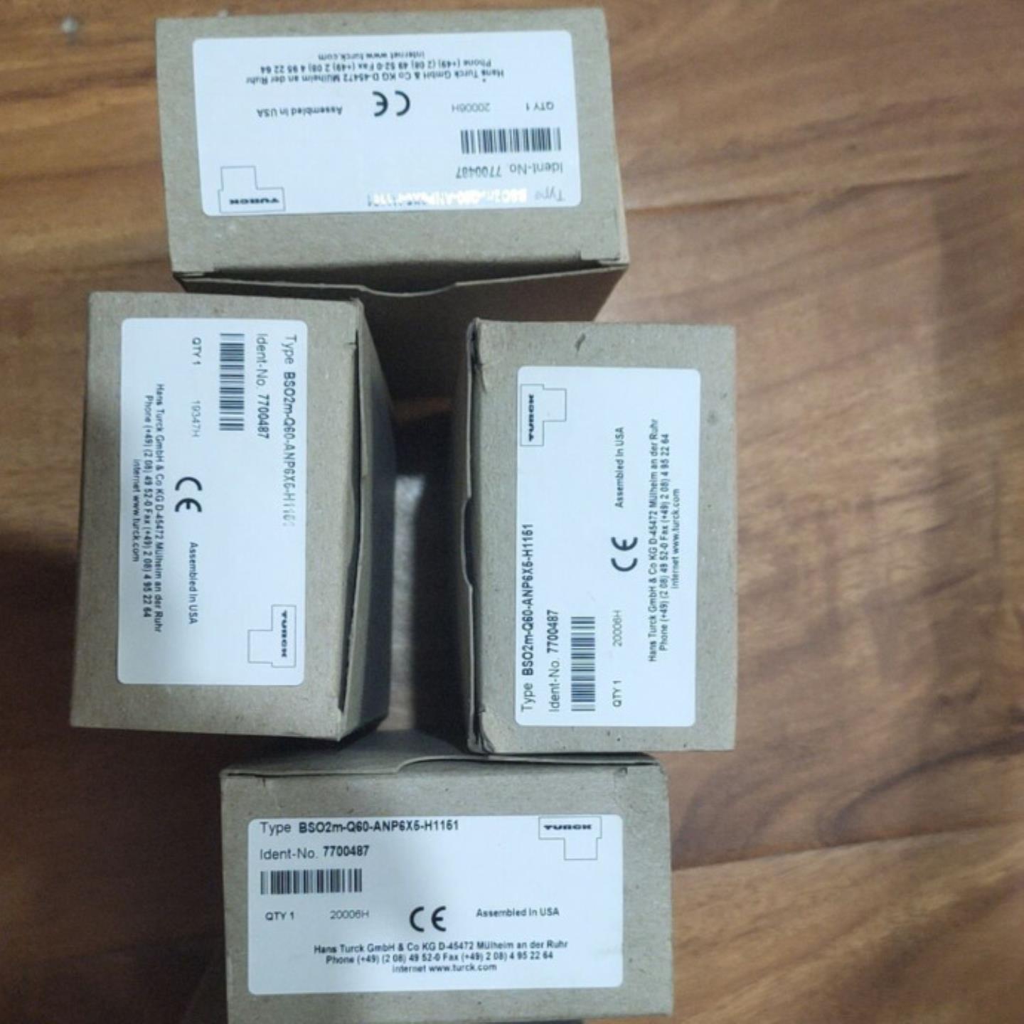 BSO2m-Q60-ANP6X5-H1151  Turck图尔克漫反射式光电传感器