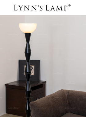 Lynn's立意 意式极简落地灯 黑色氛围沙发边客厅设计师卧室书房灯