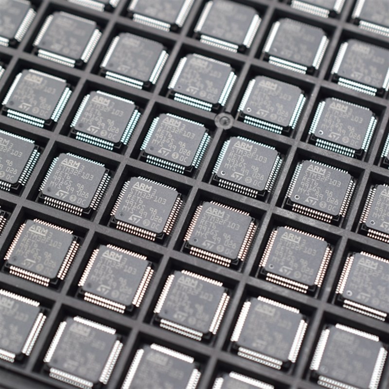 STM32F103RET6 QFP64 32位微控制器芯片 单片机