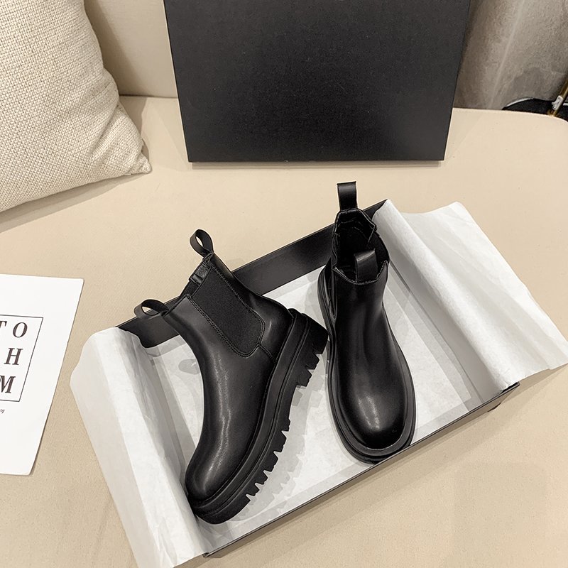 大码女靴41一43烟筒网红英伦风