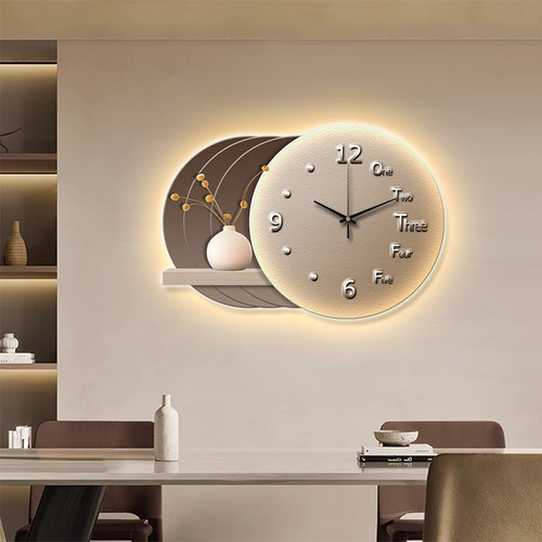 现代轻奢餐厅装饰画钟表画饭厅创意时钟挂件餐桌墙面花瓶带灯挂画