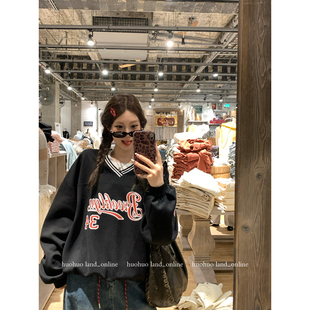 新款 V领印花卫衣女秋冬季 复古宽松休闲上衣 美留字母派 HuoHuo