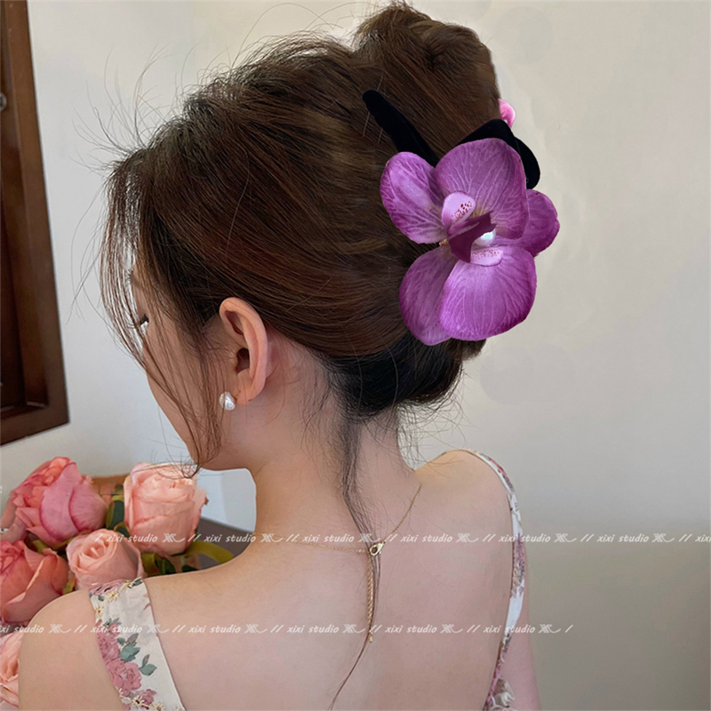 韵味紫色超仙蝴蝶兰花抓夹