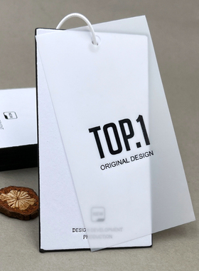 高档油边吊牌定制 简约烫金挂牌印刷订做 浅绿色边框标签订制 PP塑料片服装纸牌设计 现货通用服饰吊卡标牌