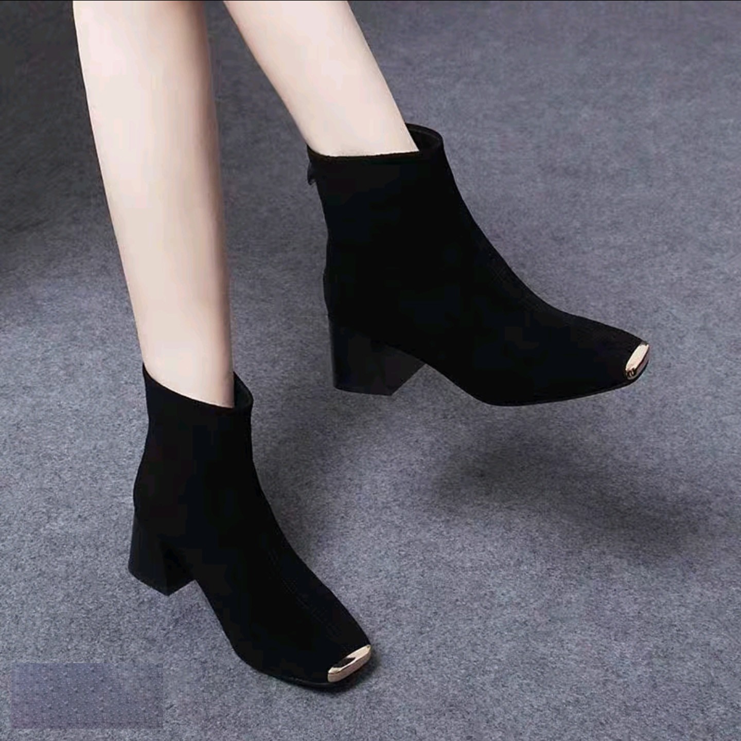 精品鞋坊女鞋方头粗跟短靴女士2025新款软皮马丁靴秋冬百搭瘦a23