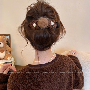 针织花朵鸭嘴夹发夹女2025新款高级感头发抓夹后脑勺一字夹子头饰