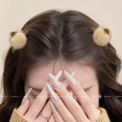 秋冬氛围感神器的毛绒小抓夹！