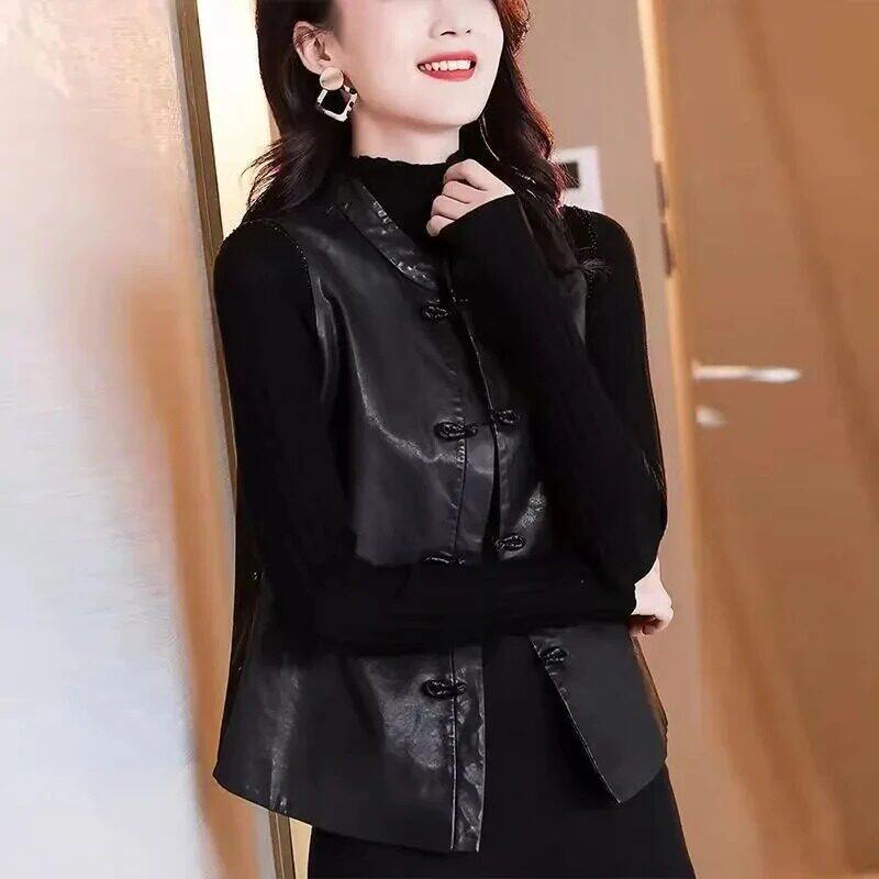 铂瑾新中式国风马甲盘扣立领坎肩女士高级感皮衣气质无袖背心外a8
