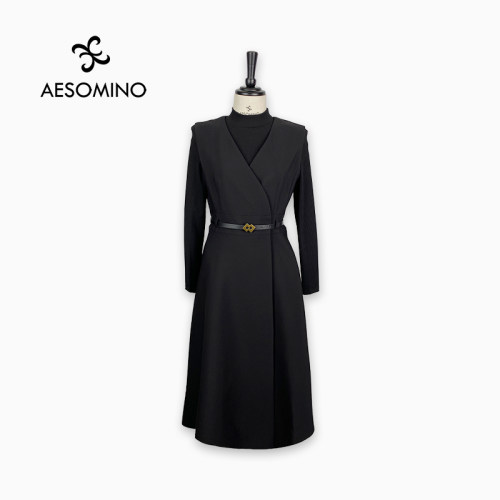黑色时尚套装AESOMINO/衣莎美诺