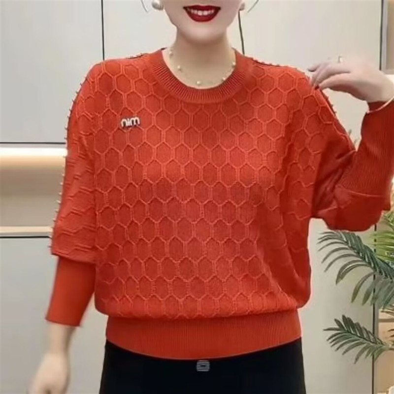 云佳女装蝙蝠袖钉珠针织衫秋冬季女士洋气显瘦毛衣外穿中年妈妈a2