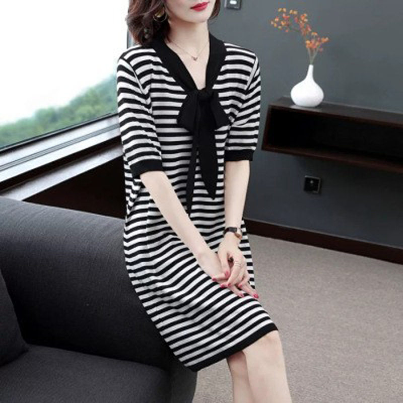 2024新款胖妹妹遮肉减龄洋气条纹连衣裙纯色裙子大码女装夏装