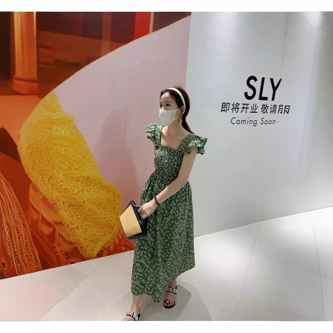 日系小清新方领小飞袖法式连衣裙绿色碎花吊带裙小个子裙子女显瘦