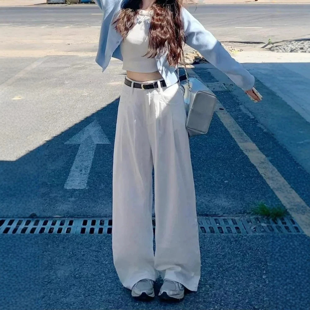 白色褶皱设计感阔腿牛仔裤女款新款高腰宽松显瘦垂感拖地裤子