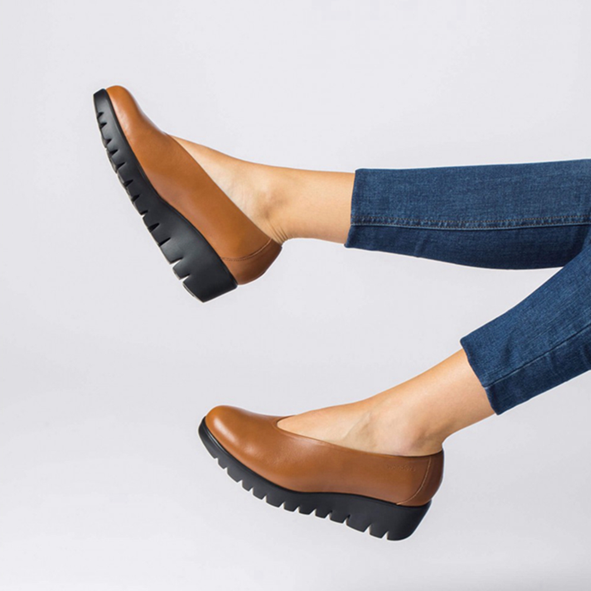 西班牙奶奶鞋WONDERS时尚纯色