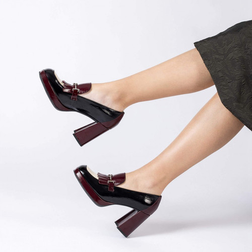 拼色流苏饰扣马蹄跟方头女单鞋